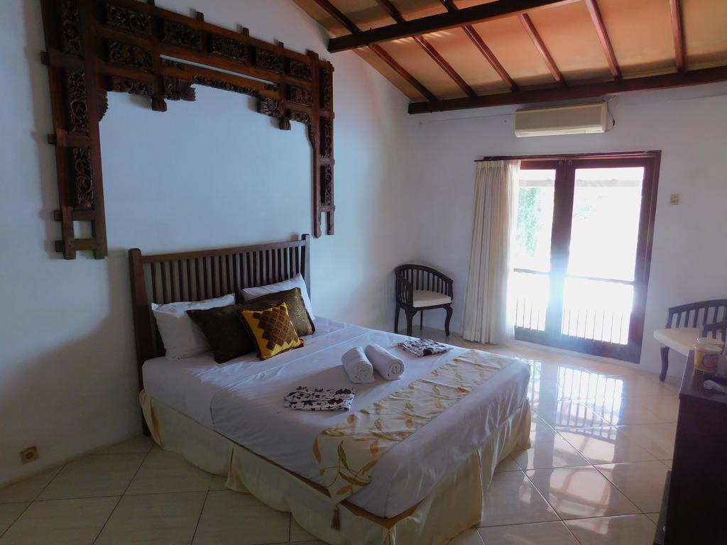 Seven Trumpets Guesthouse Maguwo Exterior photo