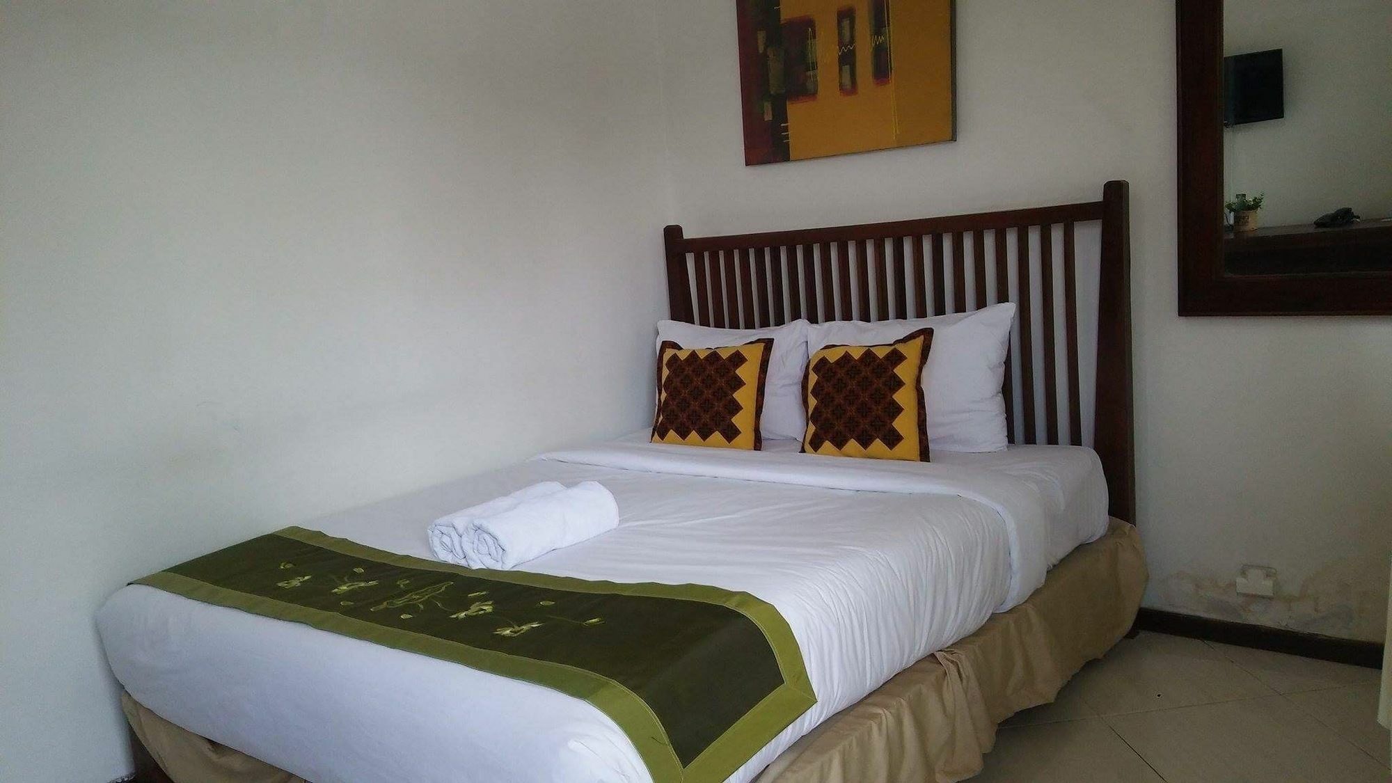Seven Trumpets Guesthouse Maguwo Exterior photo