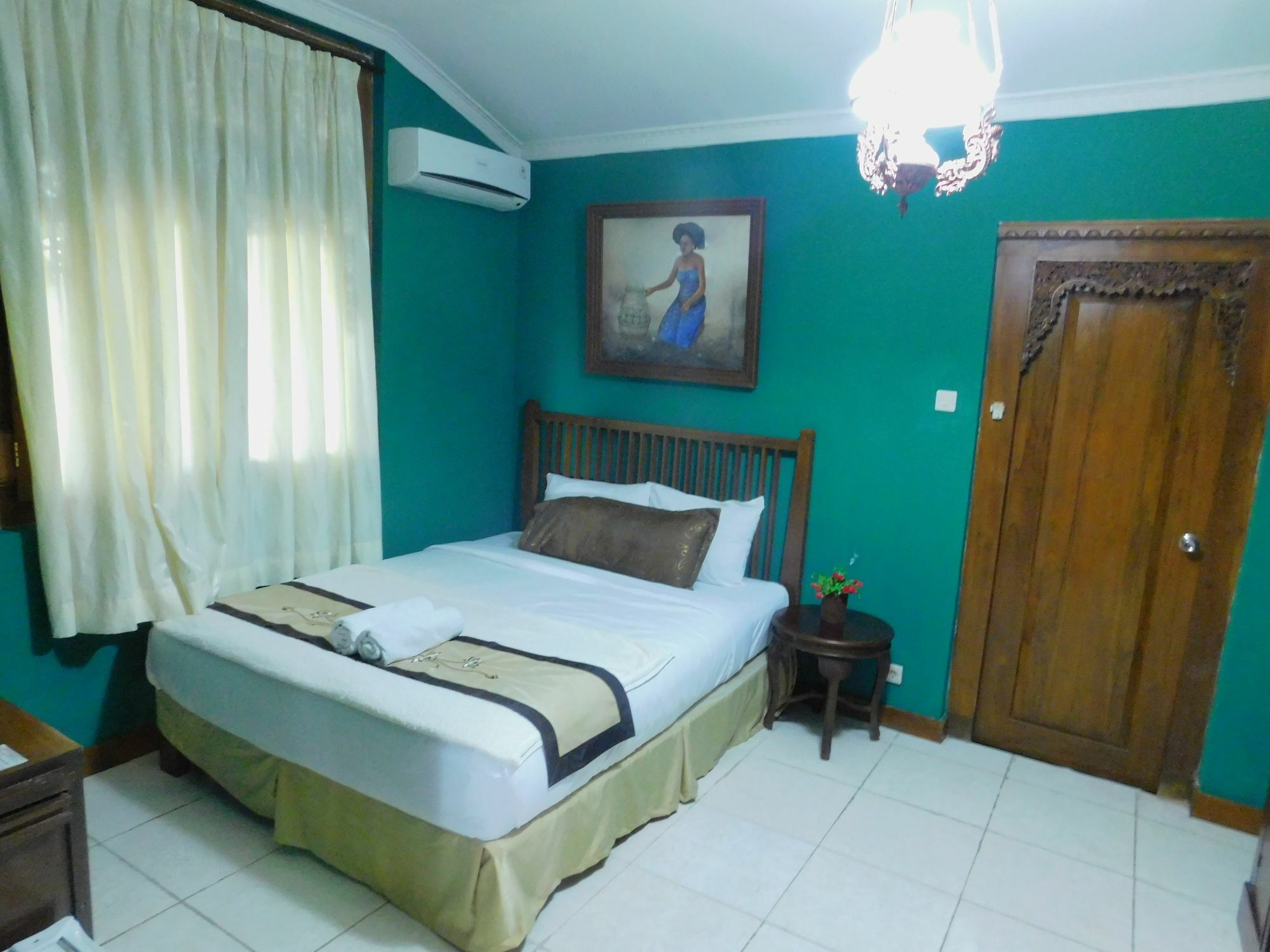 Seven Trumpets Guesthouse Maguwo Exterior photo
